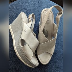 B.O.C Leather Wedge Sandals sz 10